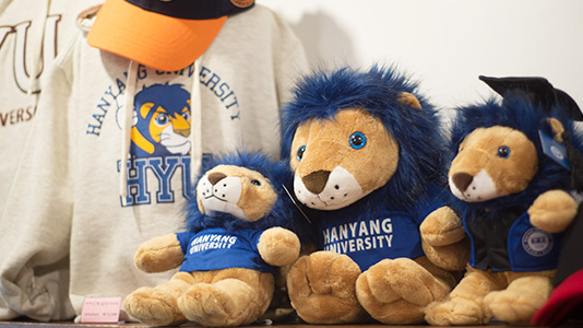 Hanyang University Official Campus Store