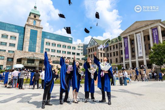 2024학년도 후기 학위수여식 스케치