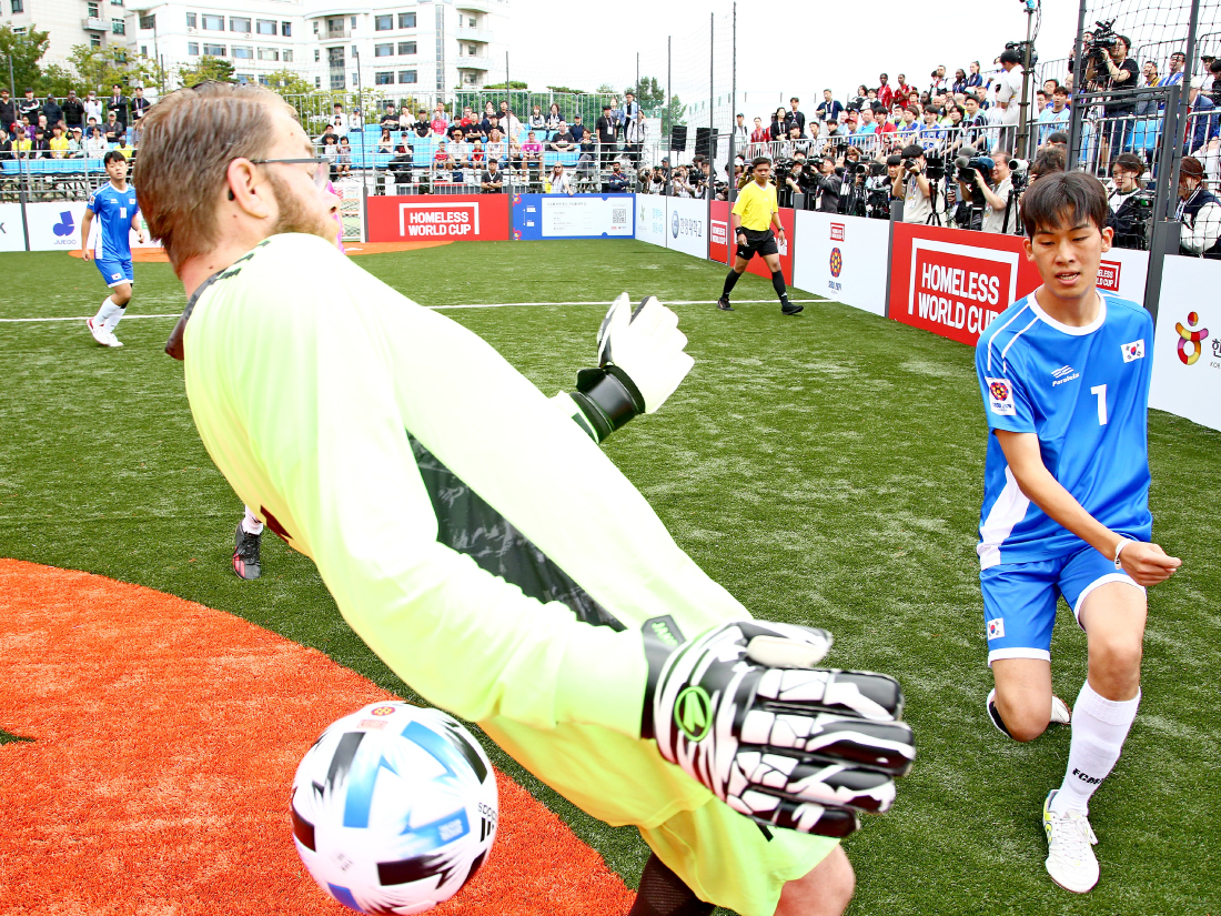 [Field Sketch] Opening Ceremony of Homeless World Cup